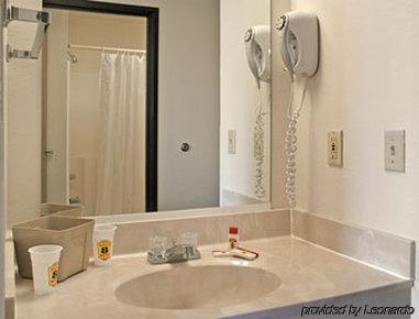 Super 8 By Wyndham Cloquet Hotel Kamer foto